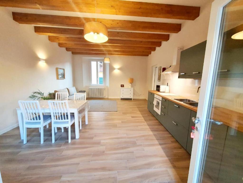 Residenza La Ruga Matilde & Eleonora Apartments Lake Βερμπάνια Εξωτερικό φωτογραφία